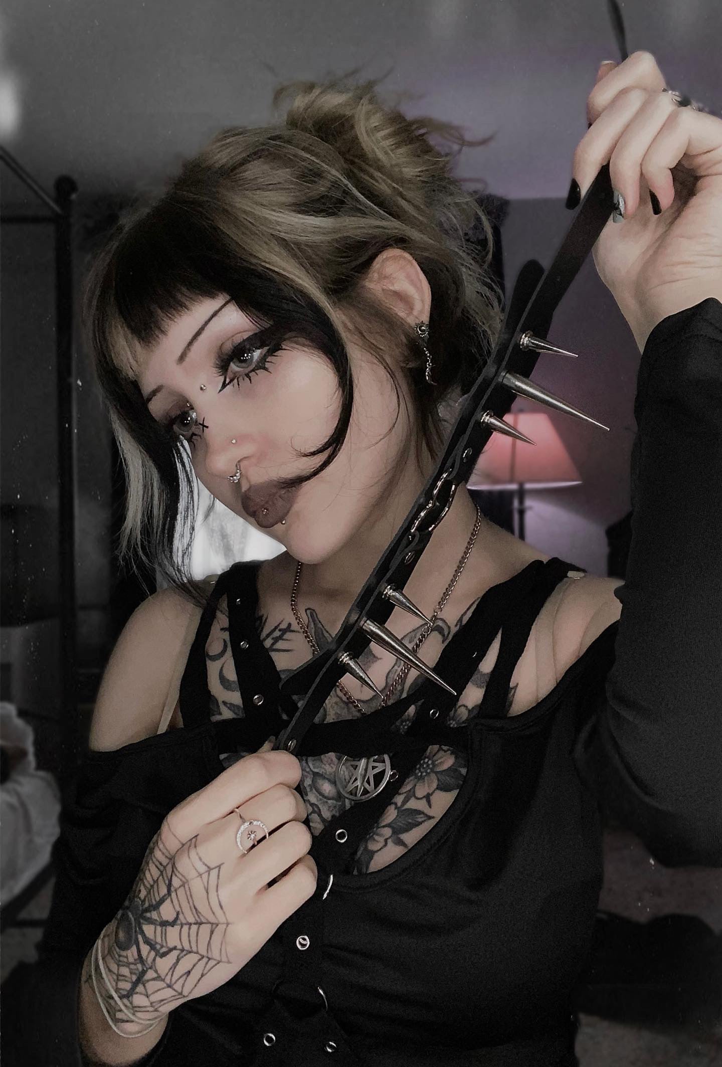 Spiked Heart Leather Choker | Gothic & Edgy Style – forbidden alchemy