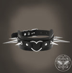 Load image into Gallery viewer, Spiked heart - choker
